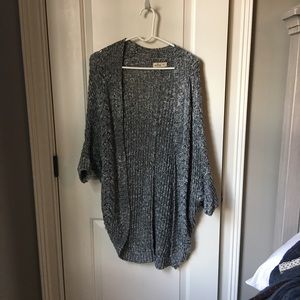 Hollister Cocoon Cardigan